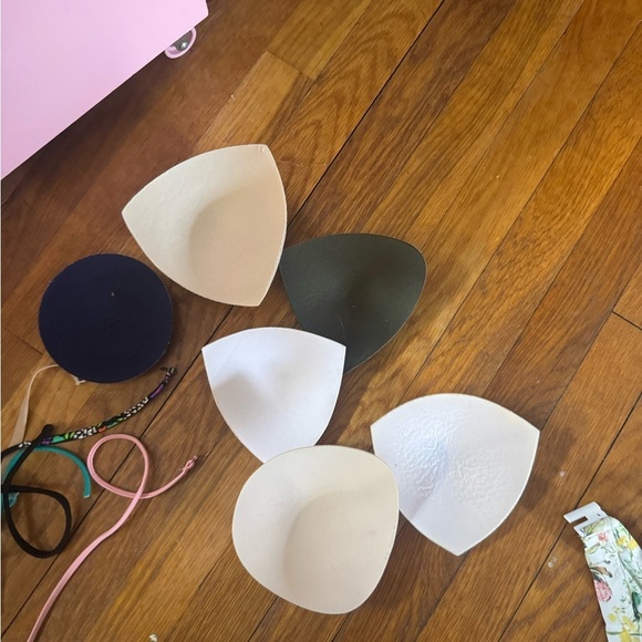 Elegant Women's Accessory Set - Black, Cream, White, Tan - Picture 1 of 1